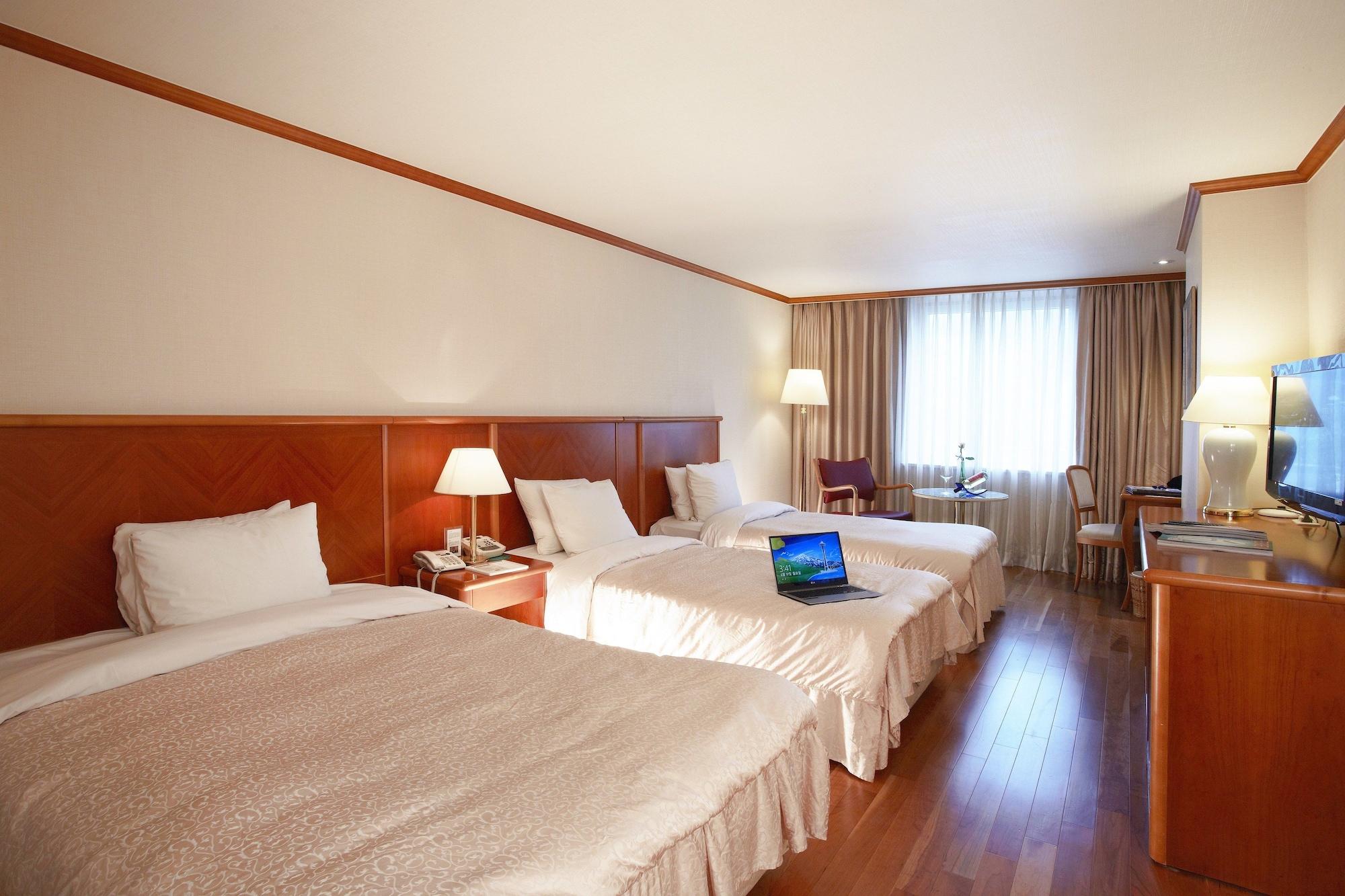 Sejong Hotel Seoul Myeongdong Exterior photo