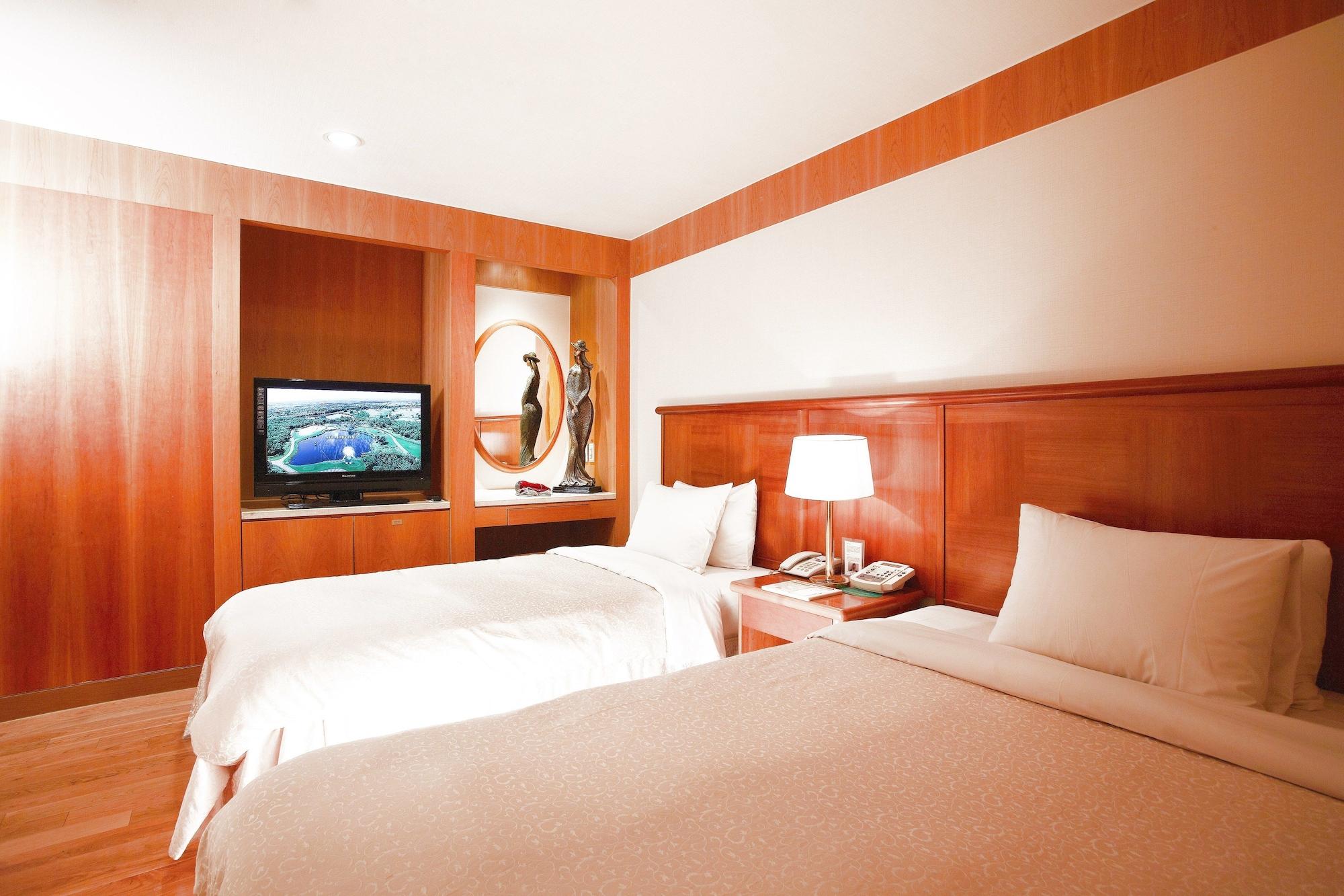 Sejong Hotel Seoul Myeongdong Exterior photo