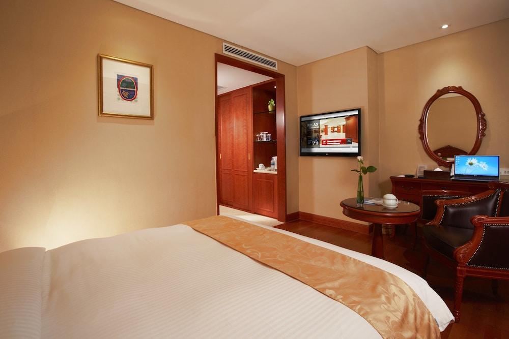Sejong Hotel Seoul Myeongdong Exterior photo